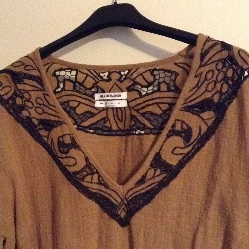 One X Teaspoon top